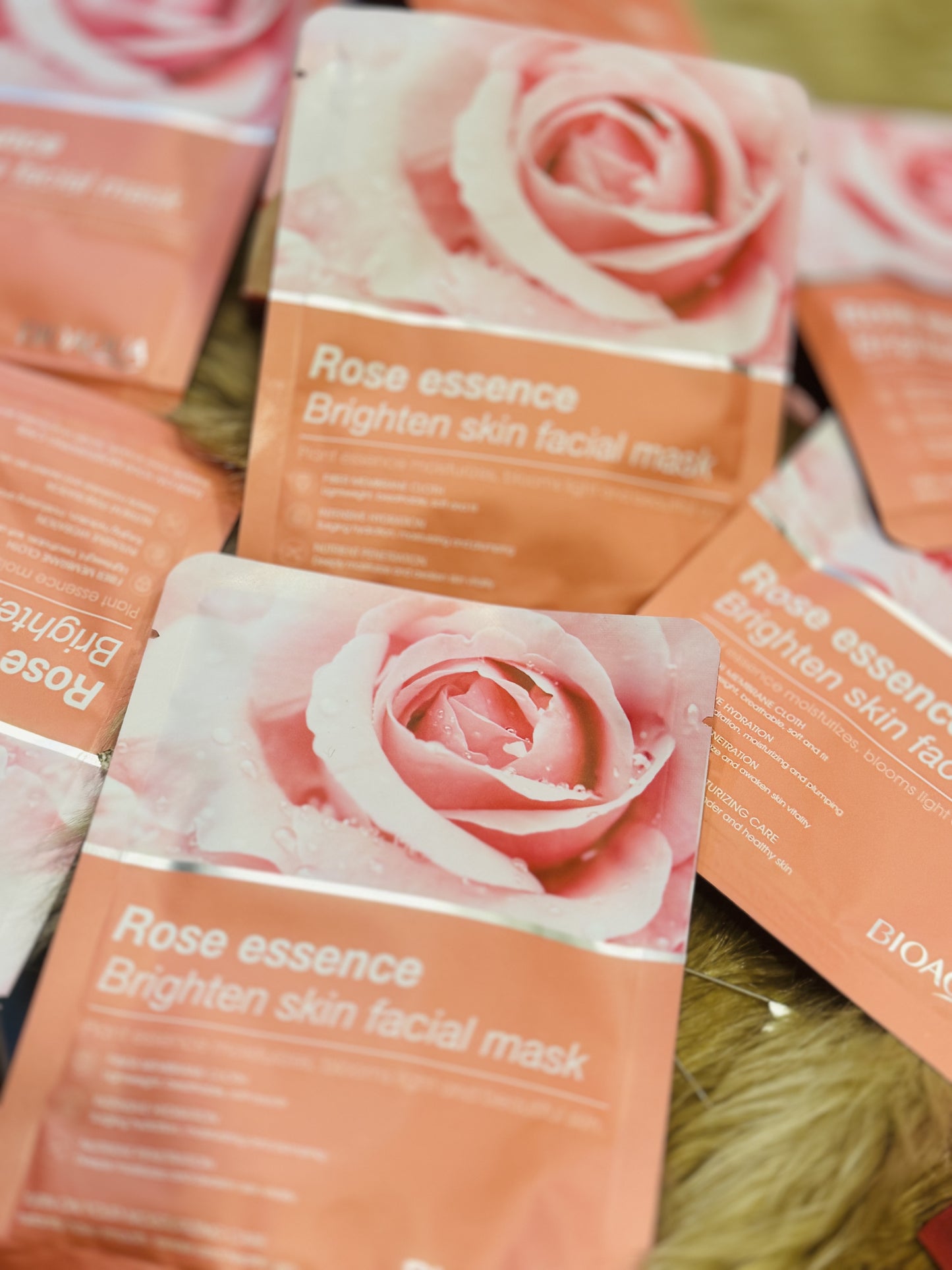 BIOAQUA Rose Essence Brighten Skin
Visit >
Sheet Mask - 25g